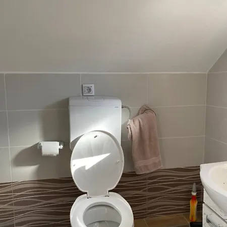 Vikendica Na Dan * Novi Sad