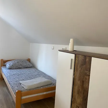 Vikendica Na Dan Casa de Férias