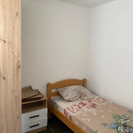 Casa de Férias Vikendica Na Dan *